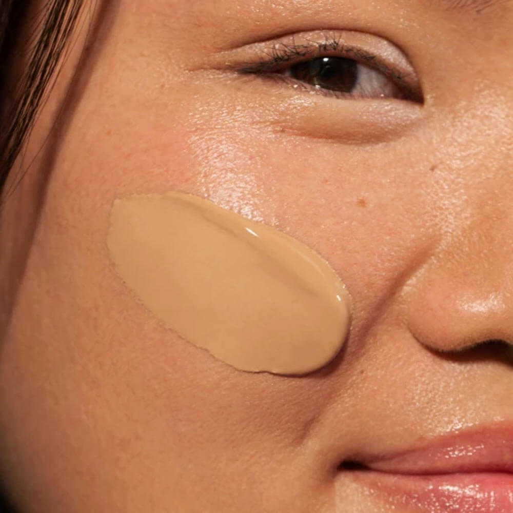 MÁDARA SKINONYM Semi-Matte Peptide Foundation, 50 GOLDEN SAND 30 ml