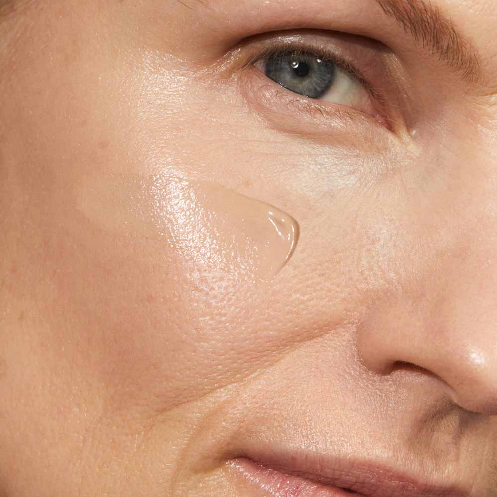MÁDARA SKINONYM Semi-Matte Peptide Foundation, 25 LINEN 30 ml