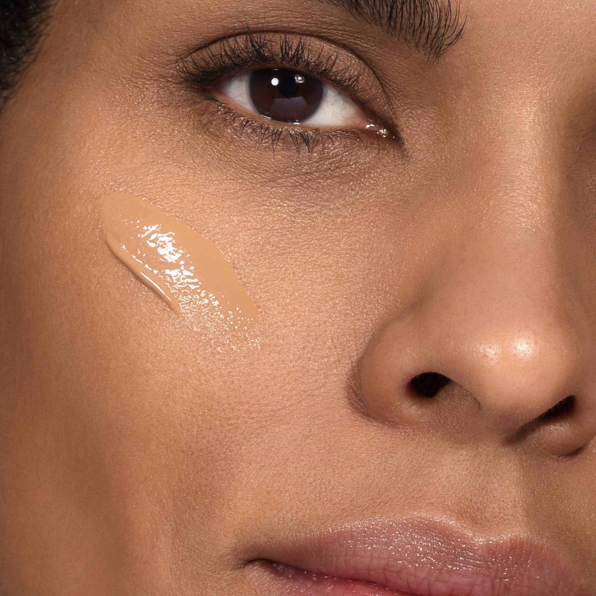 MÁDARA SKINONYM Semi-Matte Peptide Foundation, 55 CLAY 30 ml