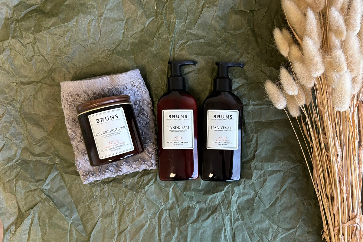 Recension: Handkärlek med Bruns