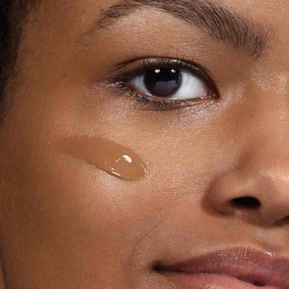 Mádara SKINONYM Semi-Matte Peptide Foundation, 75 AUBURN 30 ml