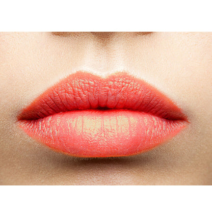 maria-åkerberg-lip-care-colour-peachy-lipswatch